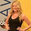 “Strawberry Wine” Singer Deana Carter Gets Married